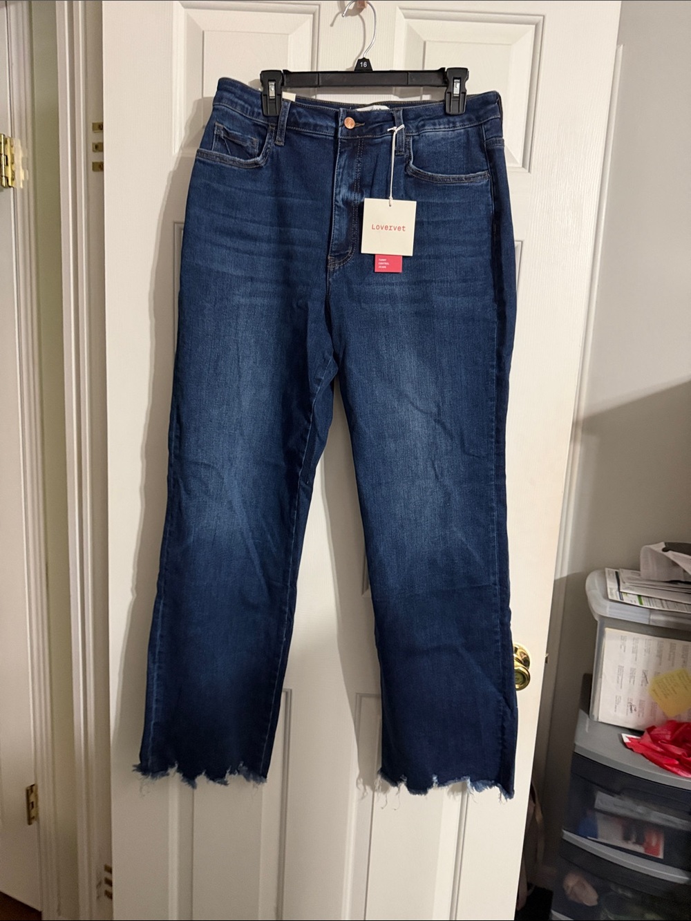 Loveseat Women's Dark Blue Straight-Leg Jeans with Raw Hem